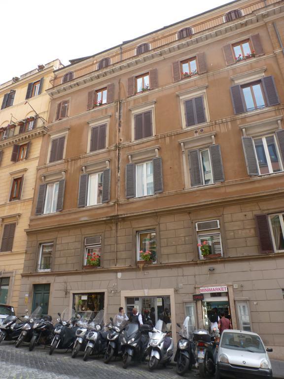 Domus Spagna Capo Le Case 3*