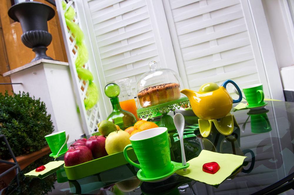 Domus Spagna Capo Le Case Bed & Breakfast 3*