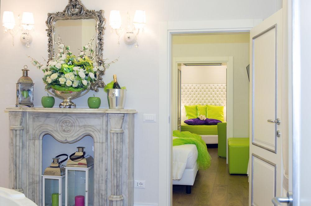 Domus Spagna Capo Le Case Bed & Breakfast Rome