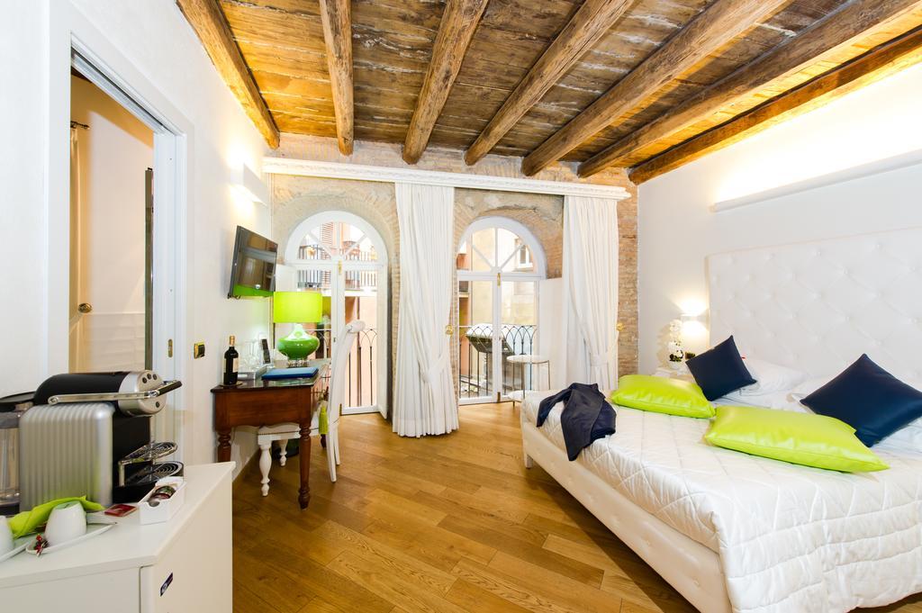 Bed & Breakfast Domus Spagna Capo Le Case 3*