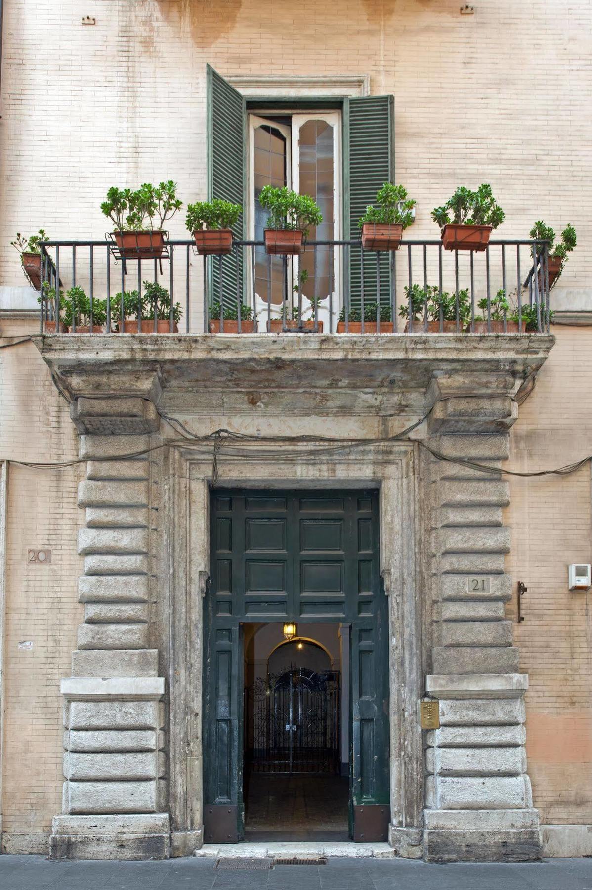 Domus Spagna Capo Le Case 3* Rome